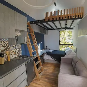 https://modern-tiny-house-in-the-best-place-mde.colombiamedellinhotels.com